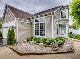 356 Meadowlark Dr, Bolingbrook, IL 60440