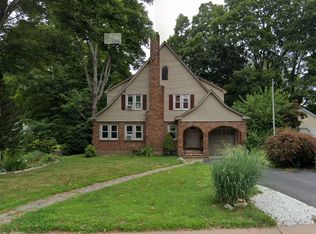 457 E Center St, Manchester, CT 06040