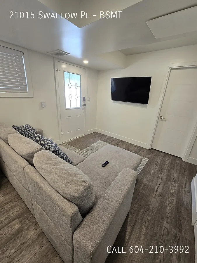 BSMT Renovated Suite in Hope — Photo 3