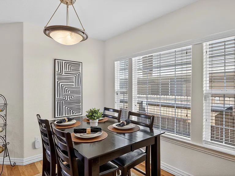 2933 Lawrence St — Photo 17