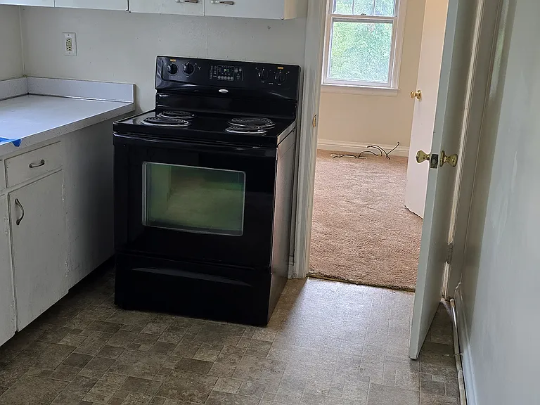 610 Monroe St #B — Photo 1