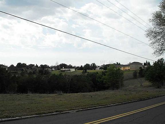 4th image of 536 S Lake Starr Blvd