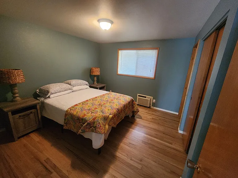 520 SE Highland Way — Photo 7