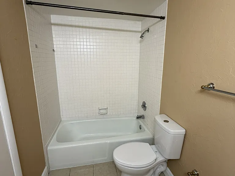 4158 Pinelake Ln #202 — Photo 14