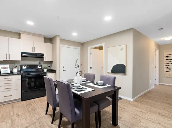 Riverstone Apartments