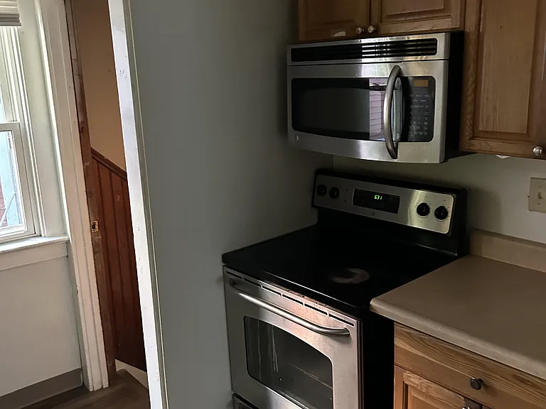 175 Lisbon Ave — Photo 5