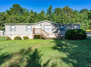 11825 Mattoax Ln, Amelia Court House, VA 23002