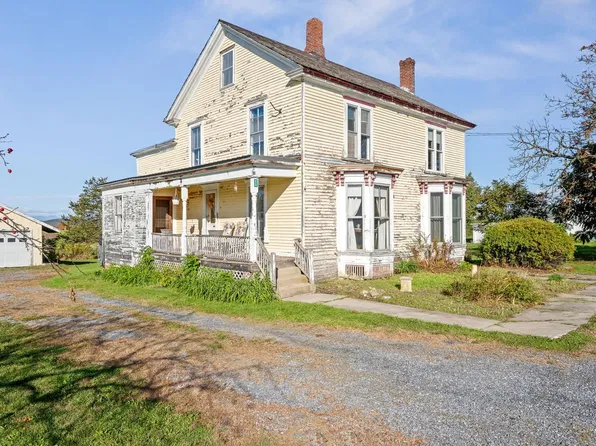 89 North Street, New Haven, VT 05472