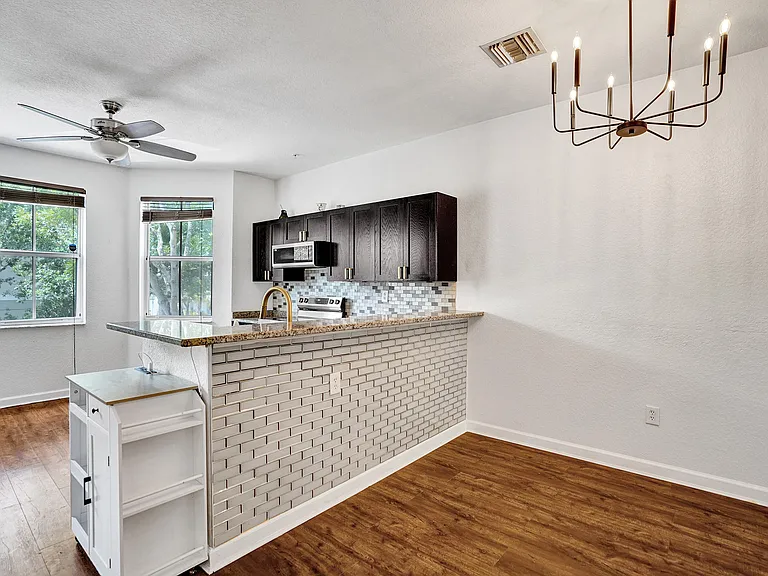 3911 Shoma Dr — Photo 15