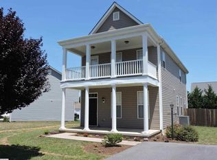 1061 Pendleton Dr, Waynesboro, VA 22980