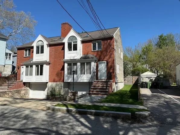 15 Cozy St #1, Watertown, MA 02472