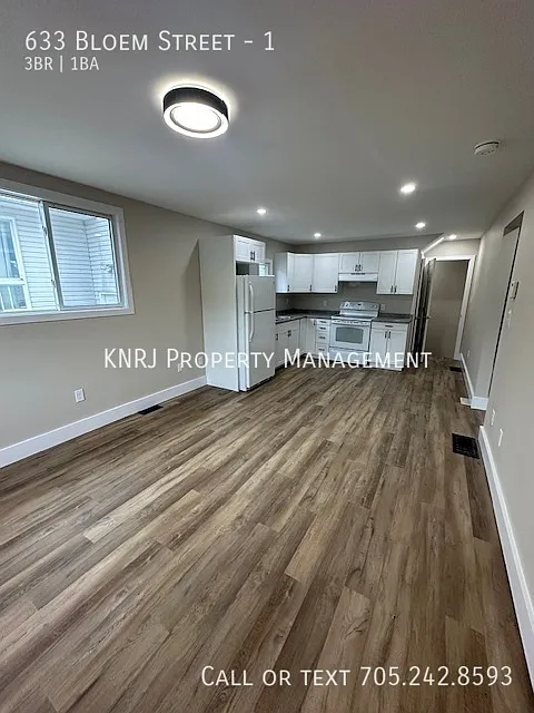 Building Photo - 633 Bloem St #1