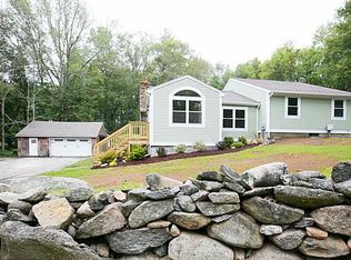 437 Snake Hill Rd, North Scituate, RI 02857