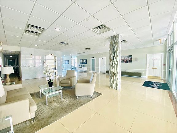 4th image of 9500 W Bay Harbor Dr APT 4H