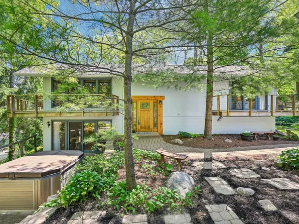 790 Maple Dr, Columbus, OH 43235