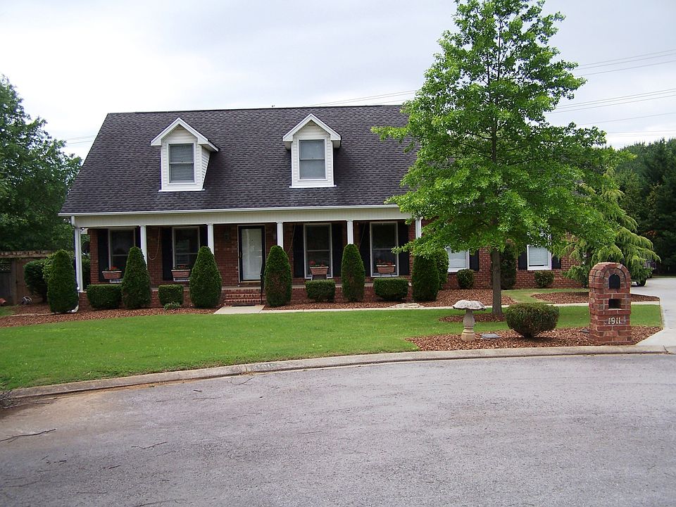 1st image of 1911 Hixon Ct