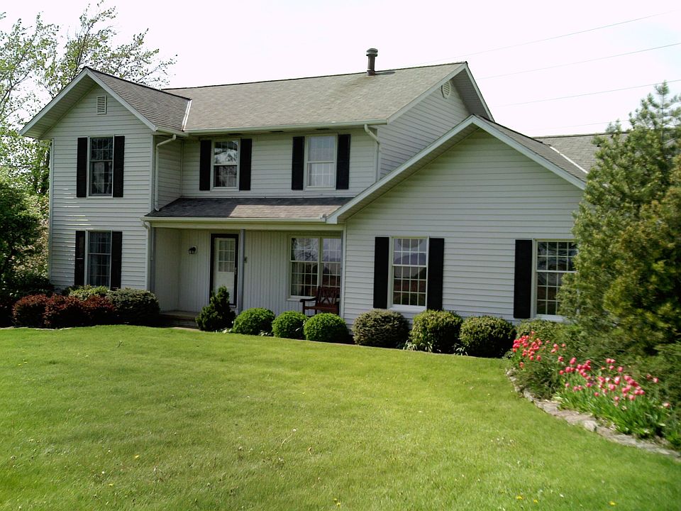 Serene country 1960 s/f home