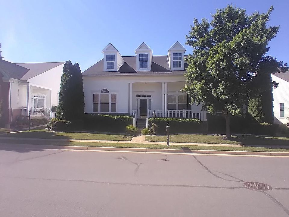 1st image of 12824 Dunbarton Dr