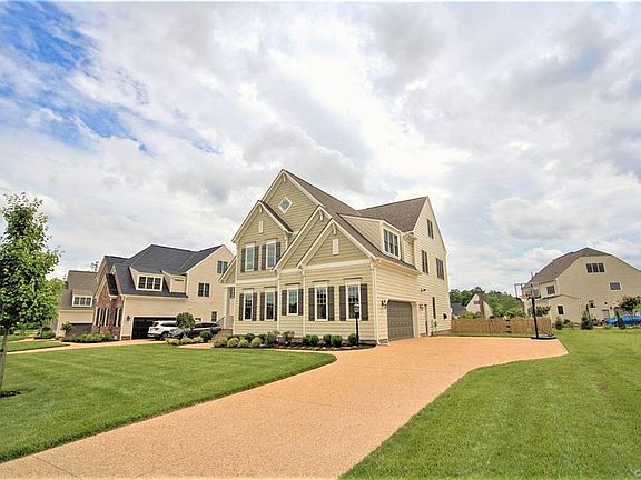 3rd image of 12617 Wyndham West Dr