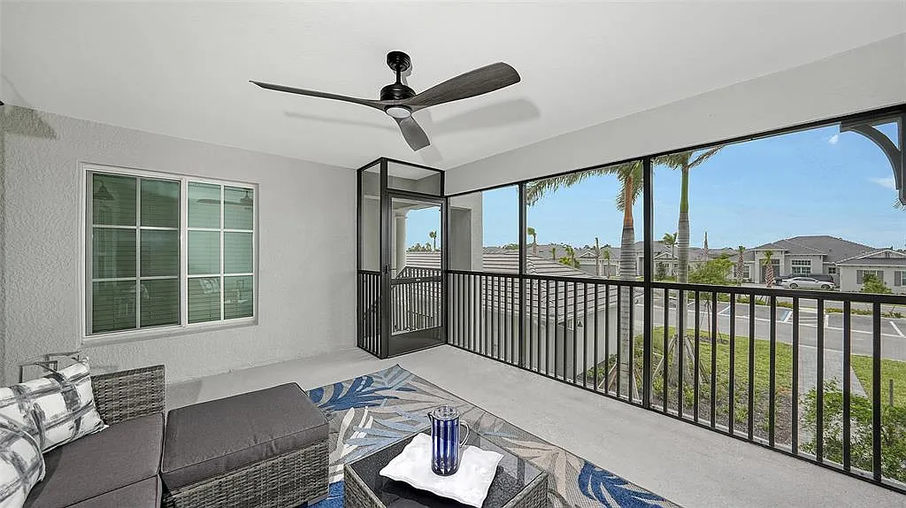 2 bed, 2.0 bath, 1366 sqft, $7,500 — Photo 3