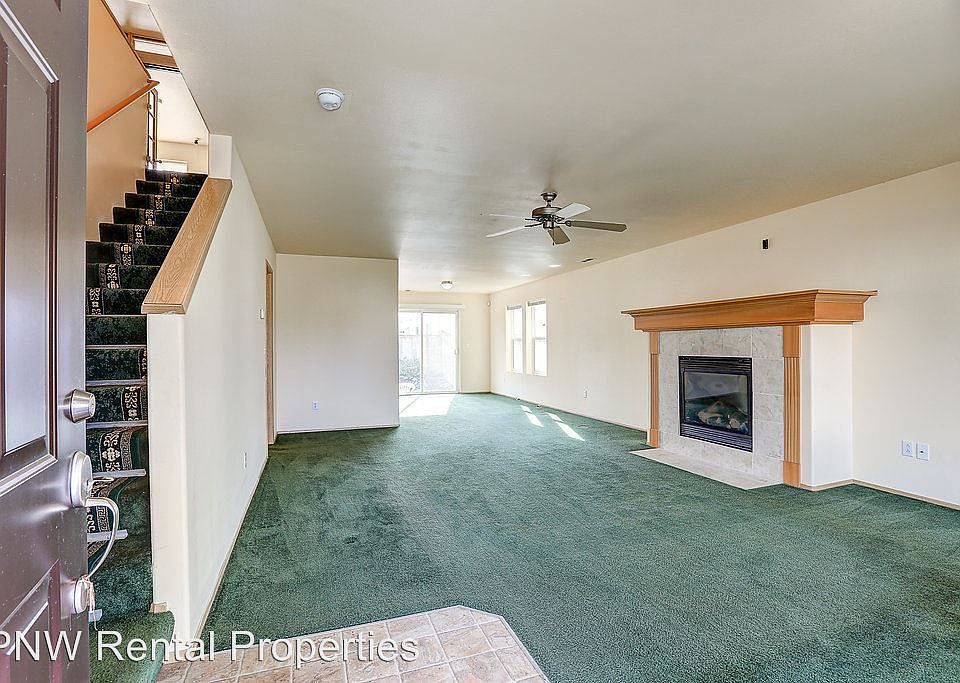 1st image of 18527 95th Avenue Ct E
