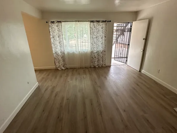 444 Grand Ave #P, Spring Valley, CA 91977