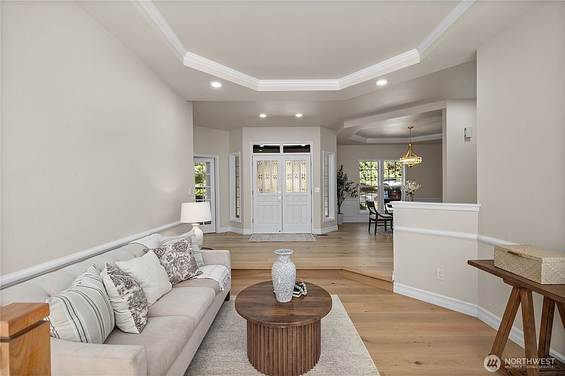5th image of 13106 Bracken Fern Drive NW