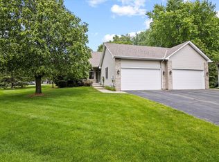 10624 Sherman Dr, Eden Prairie, MN 55347