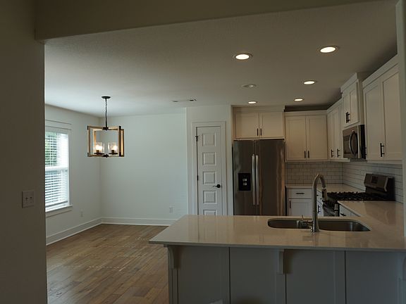 5th image of 2623 S Cobalt Ave