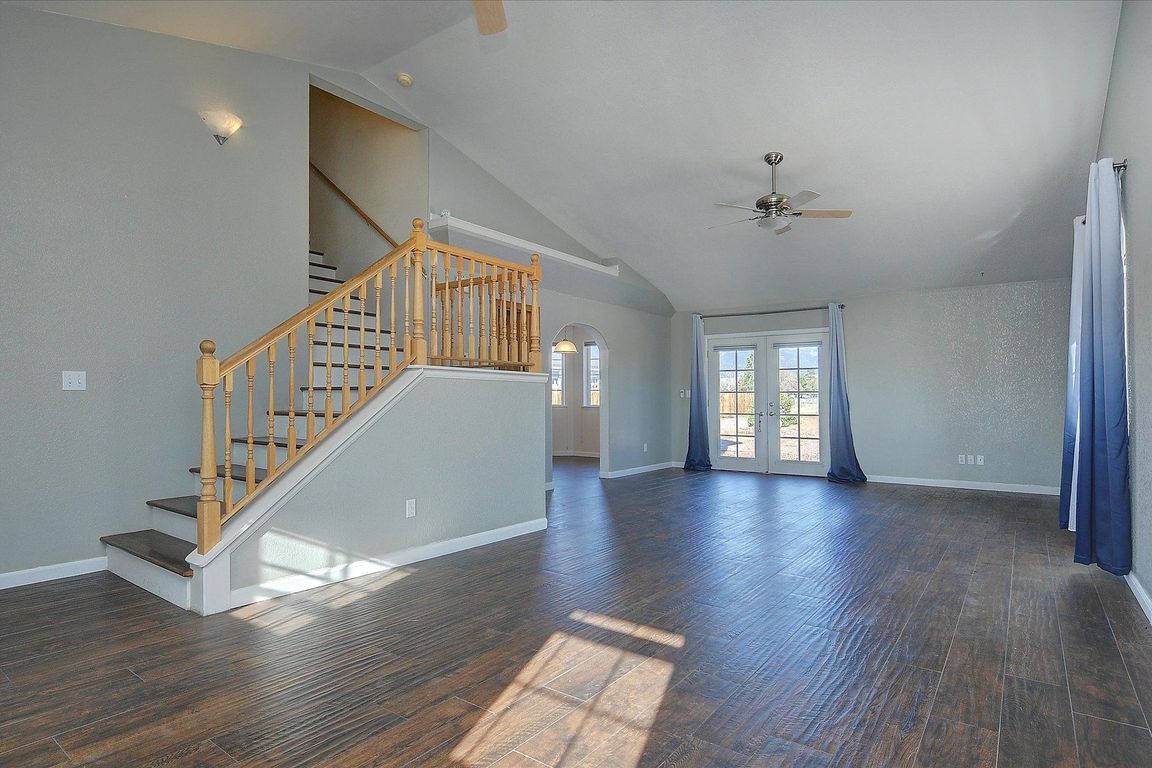 next background image