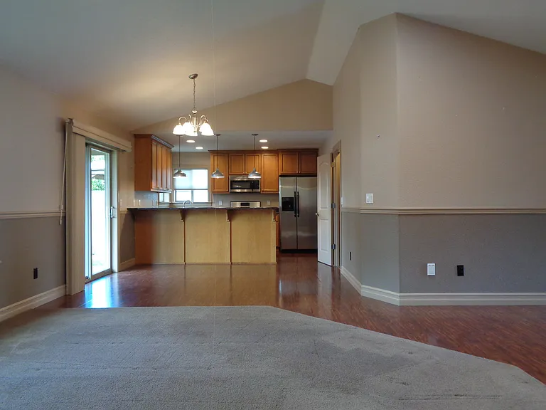 6439 Robin Hood St SE — Photo 14