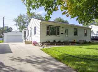 1238 Julian Ave, Waterloo, IA 50701