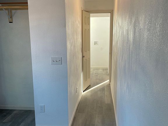 4th image of 112 W Seagoe Ave
