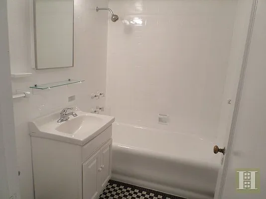 Rented by Halstead Real Estate | media 6