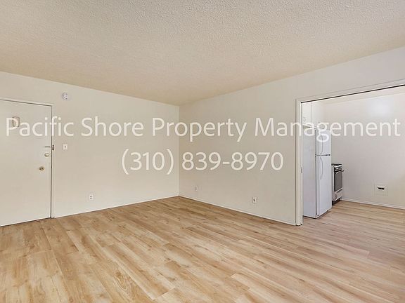 5th image of 3159 W 11th St APT 6