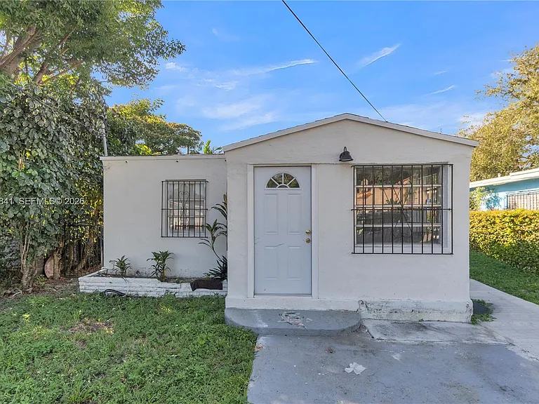6940 NW 6th Ct #2 — Photo 3
