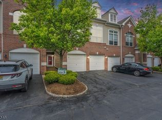 1006 Redspire Dr, Union, NJ 07083
