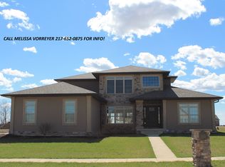 2408 Halifax Dr, Chatham, IL 62629