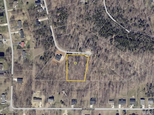 227 Kings Way Ct, Bedford, IN 47421