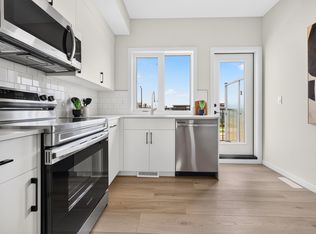 Stride Towns, Edmonton, AB T6W 3M8