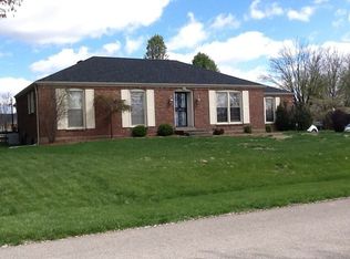 8019 Huntsman Trl, Louisville, KY 40291