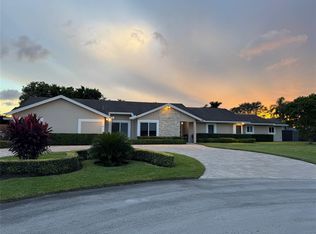 15210 SW 163rd St, Miami, FL 33187