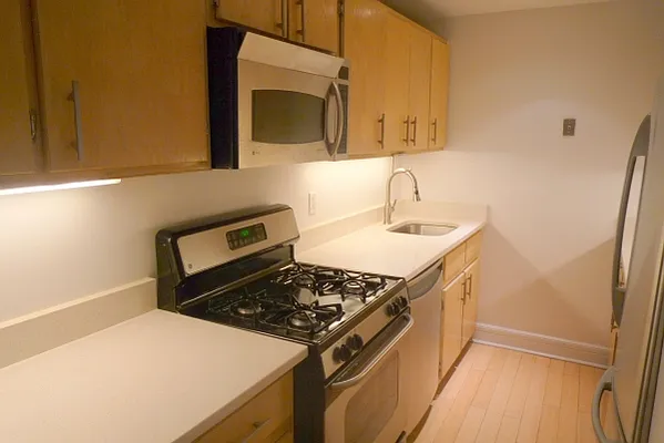 Rented by Citi Habitats | media 36