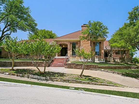 2nd image of 3617 Hidalgo St