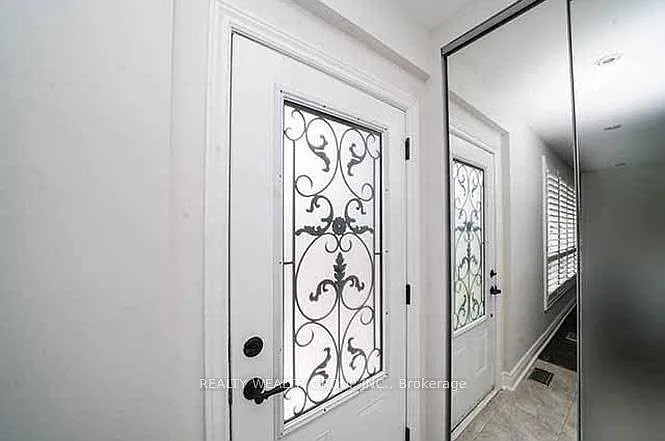 271 McConvey Dr — Photo 5
