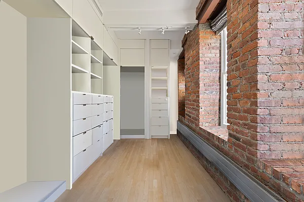 Sold by Compass | media 22