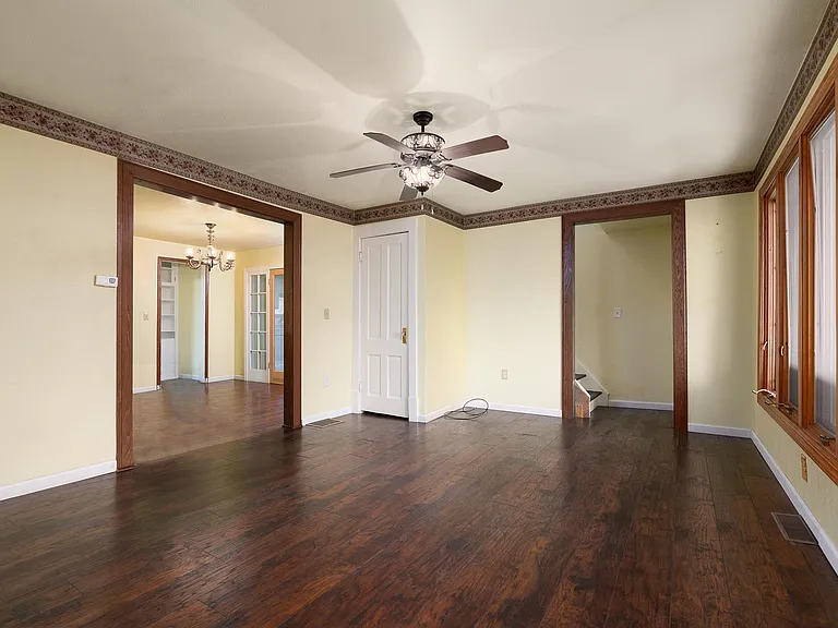 1032 Woodward Ave — Photo 4