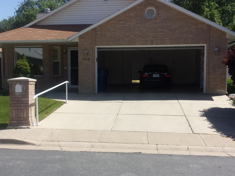 Front of home, from street