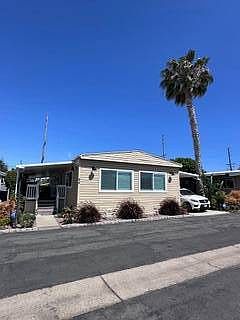1st image of 1845 Monrovia Ave Space 94