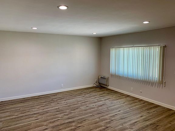 5th image of 360 W Wilson Ave APT 5